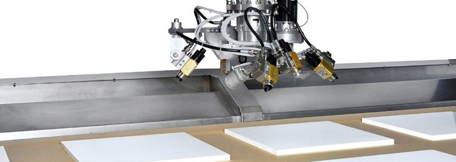 Automatic spray lines for fast and reliable product finishing